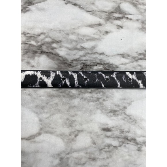 Steve Madden NWOT Reversible Belt Single Prong Animal Print Solid Silver Med New - Picture 4 of 9